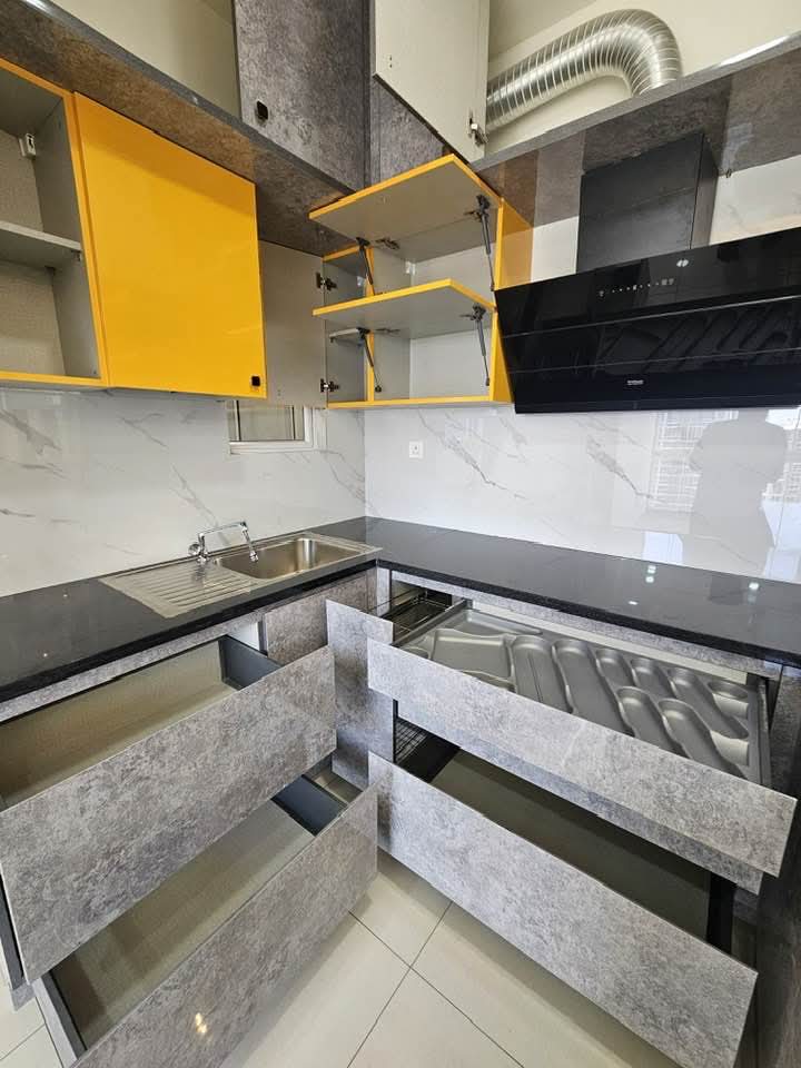 Working Kitchen with Soft-close Drawers — Kitchen project in Bengaluru by Classy Creations